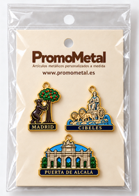 Charms metálicos preparados para retail Charms metálicos preparados para retail